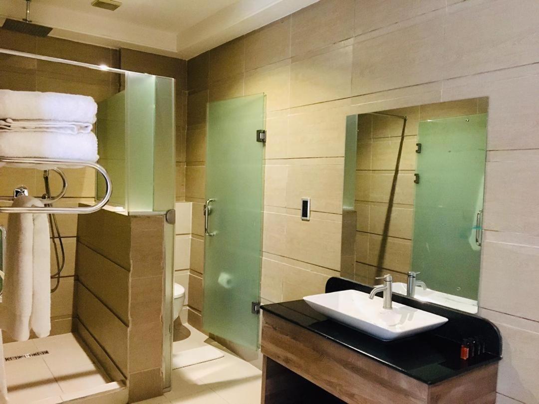 Summerset Continental Hotel Maitama By T E L E Hospitality Abuja Exterior photo