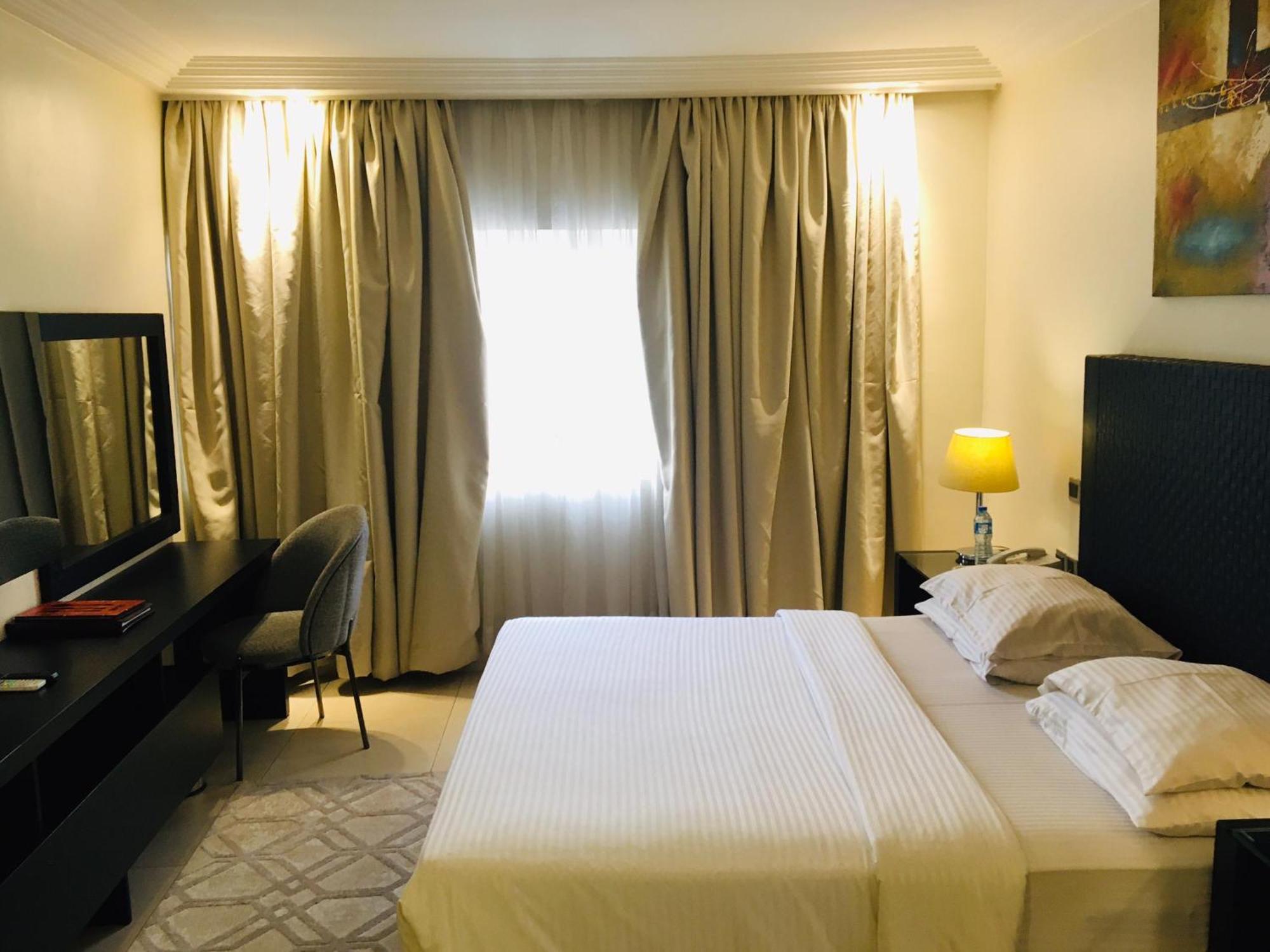 Summerset Continental Hotel Maitama By T E L E Hospitality Abuja Exterior photo